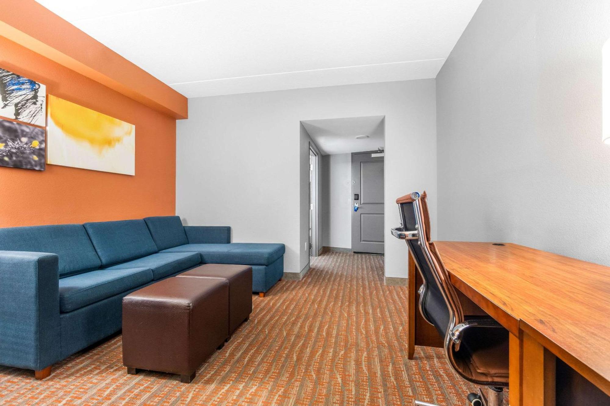 Comfort Suites Jackson I-40 Dış mekan fotoğraf