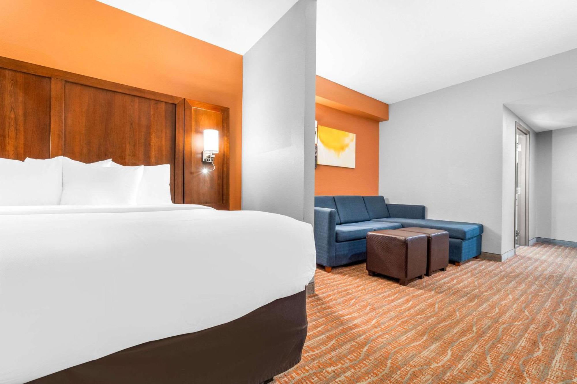 Comfort Suites Jackson I-40 Dış mekan fotoğraf
